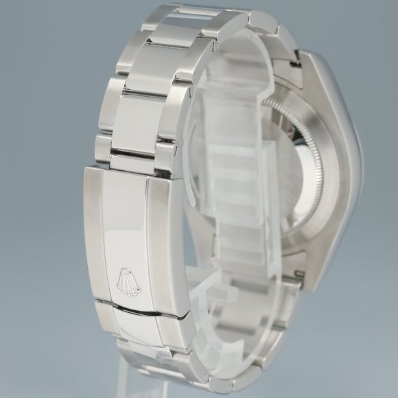 MINT! Rolex Arabic 41mm Mens Watch! With Box - Picture 6 of 7